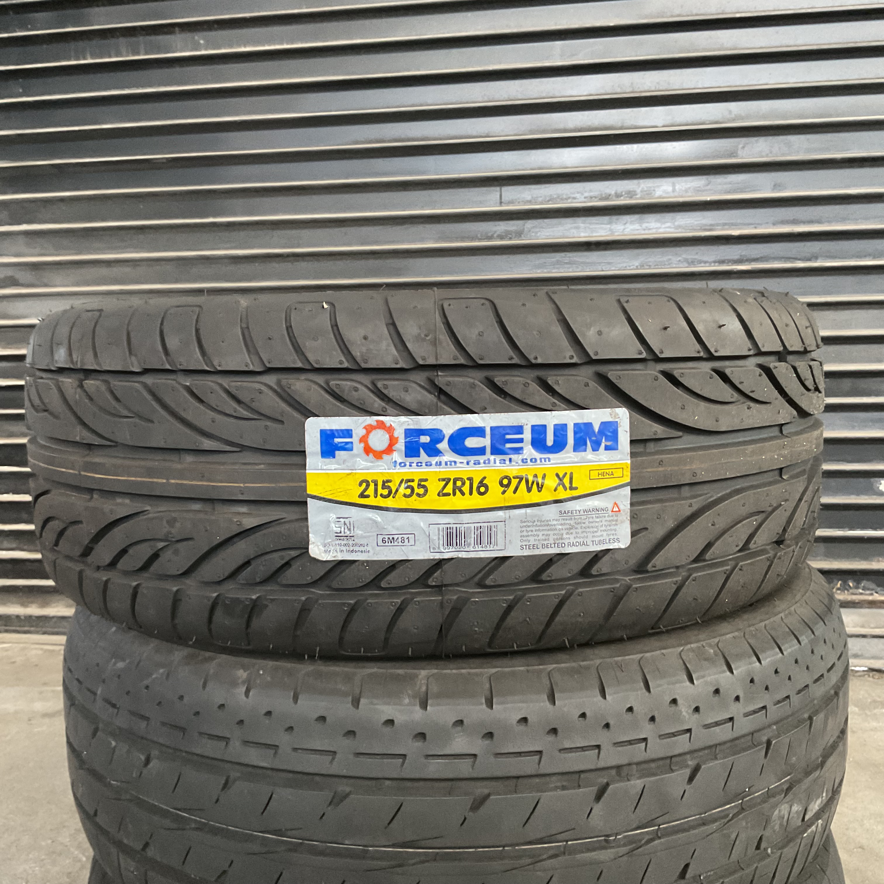 FORCEUM フォーセム 215/55 ZR16 97W XL