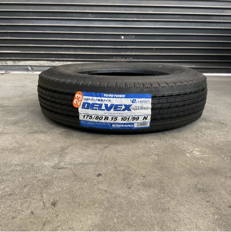 175/80R15 101/99N DELVEX M134 TOYOTIRES トーヨータイヤ 2023年製