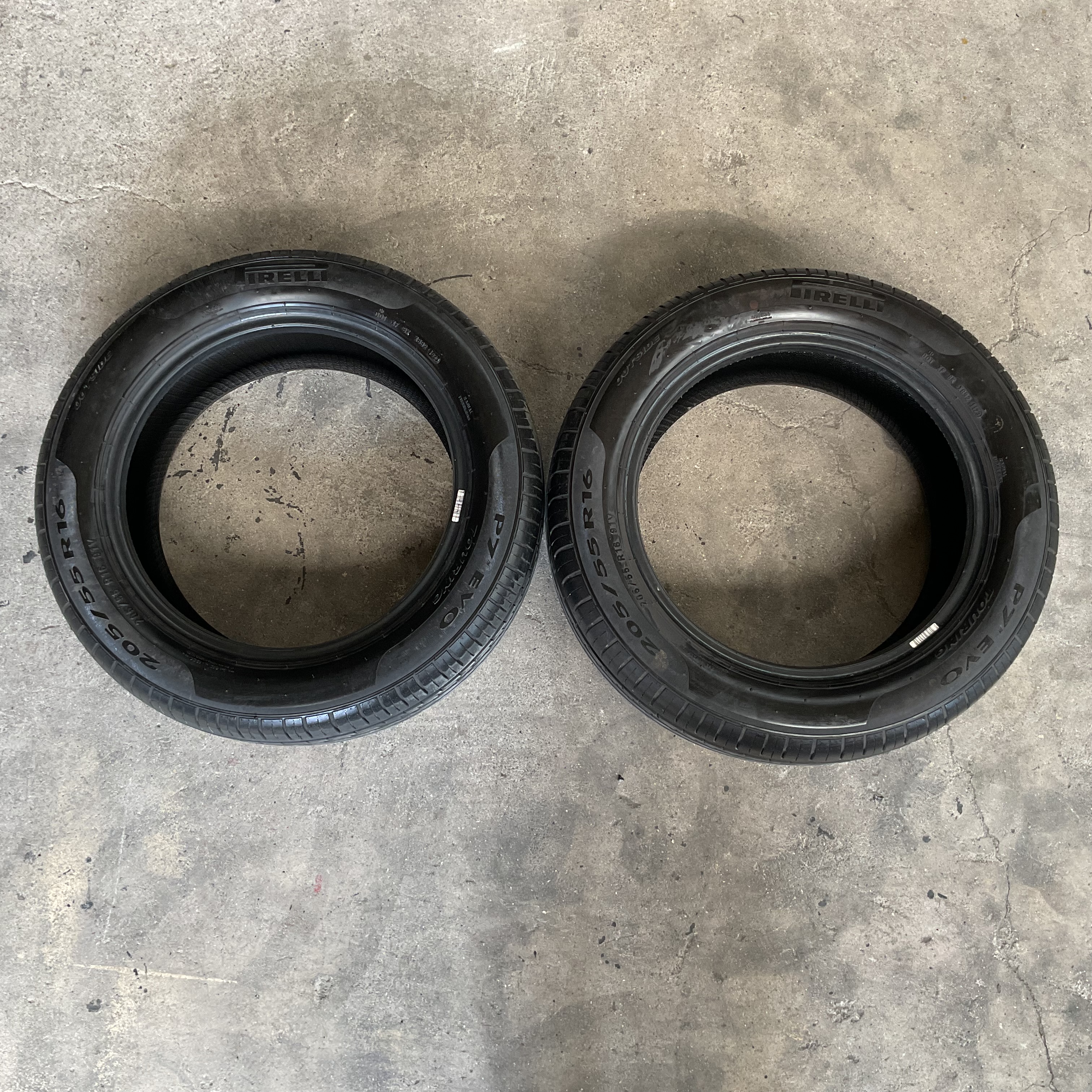 【中古品】PIRELLI ピレリ 205/55R16 91V P7 EVO 2本セット