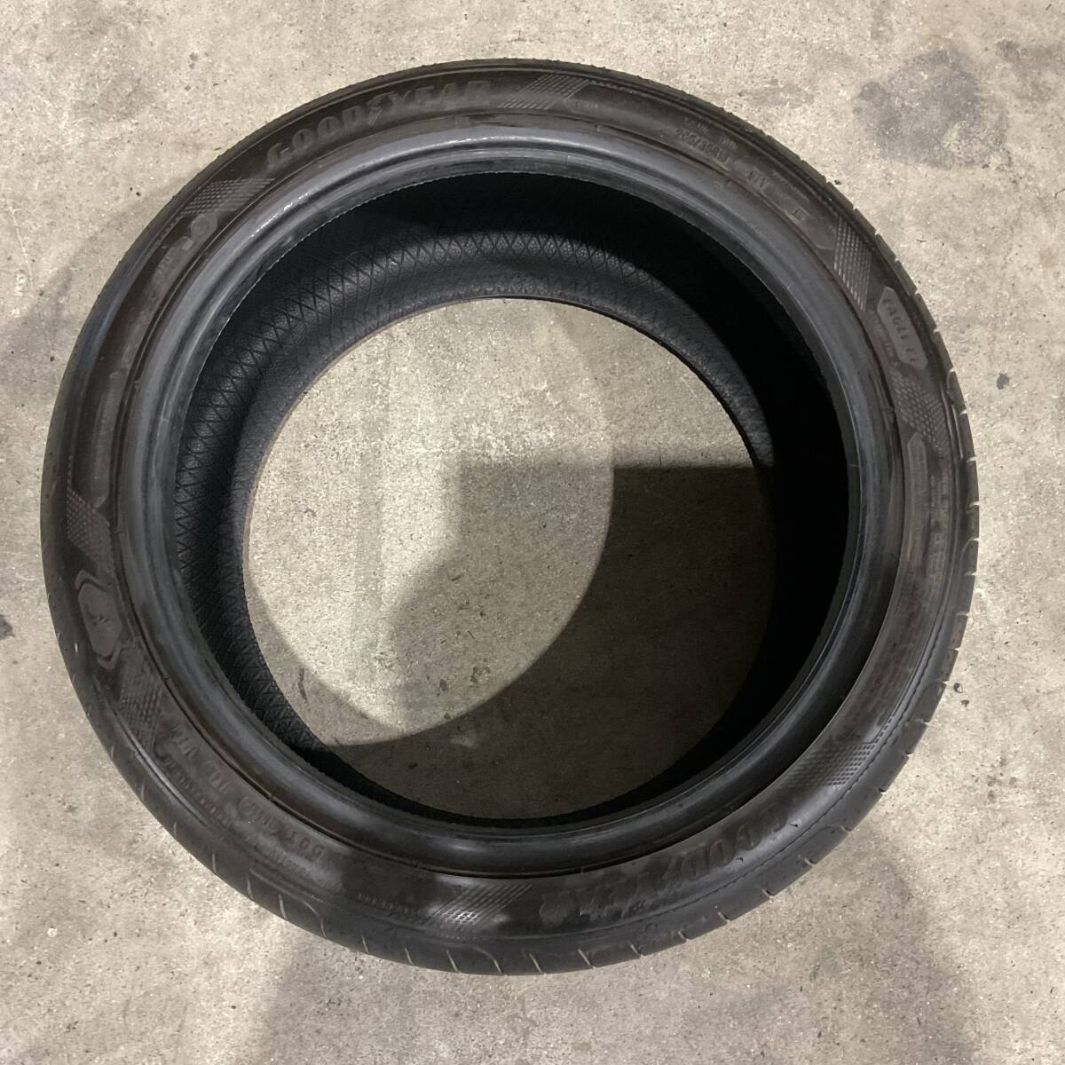 【中古品】GOODYEAR グッドイヤー 265/35R18 97Y EAGLE F1