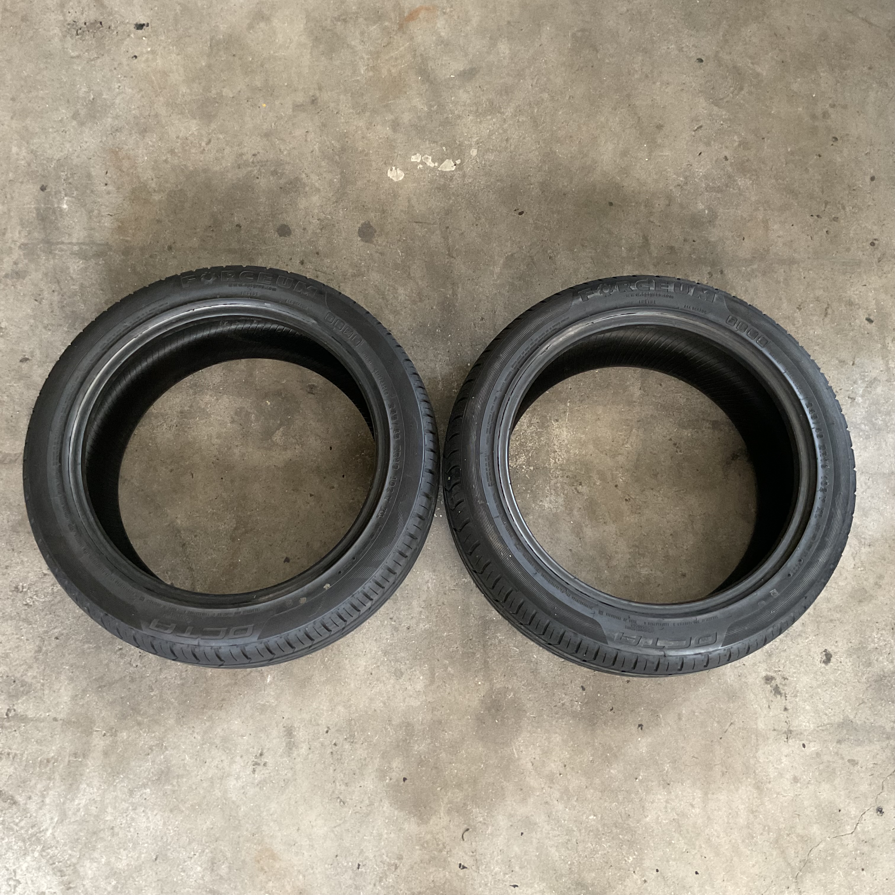 【中古品】FORCEUM フォーセム 245/45ZR19 102Y XL OCTA 2本セット