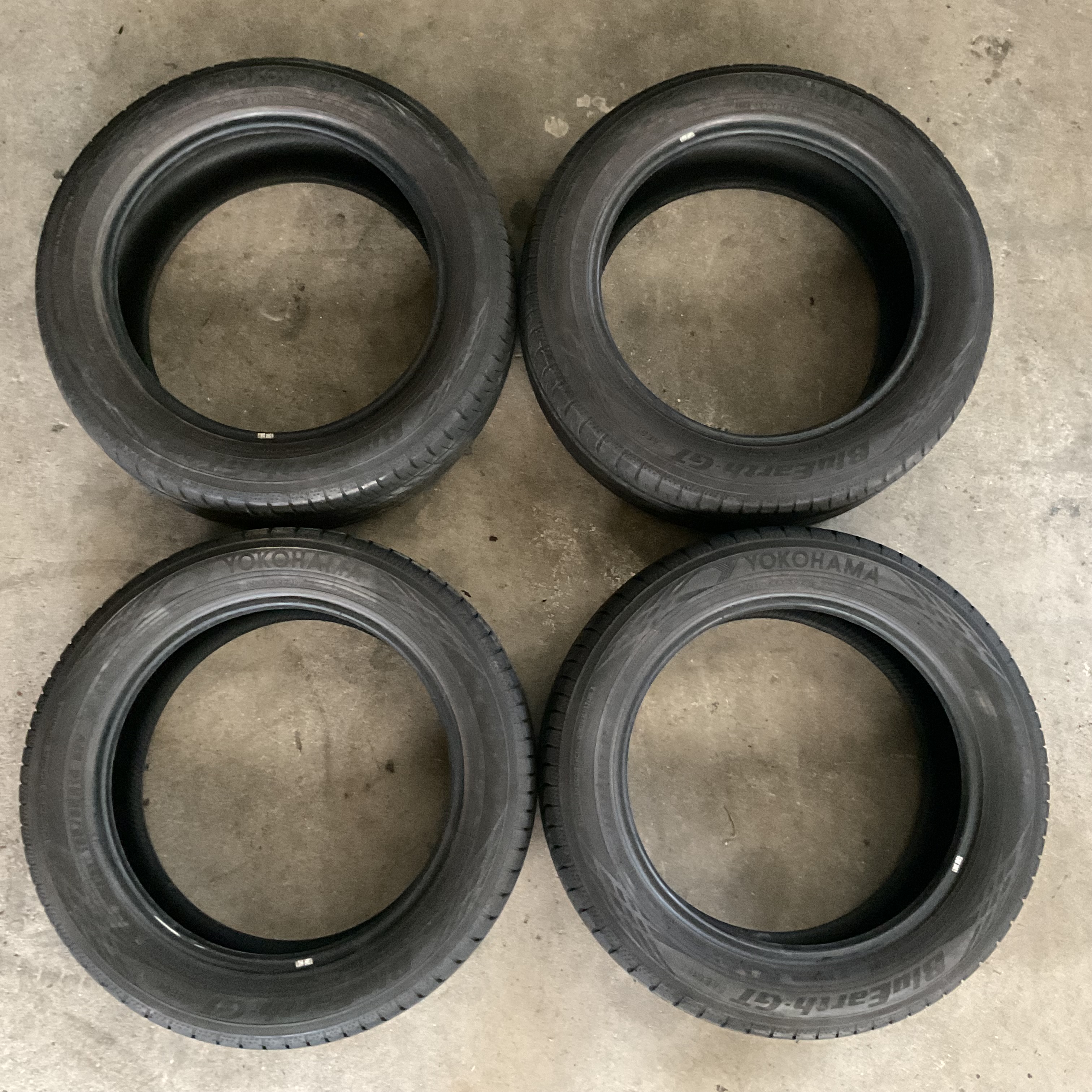 【中古品】YOKOHAMA ヨコハマ 195/55R16 87V BluEarth-GT AE51 4本セット